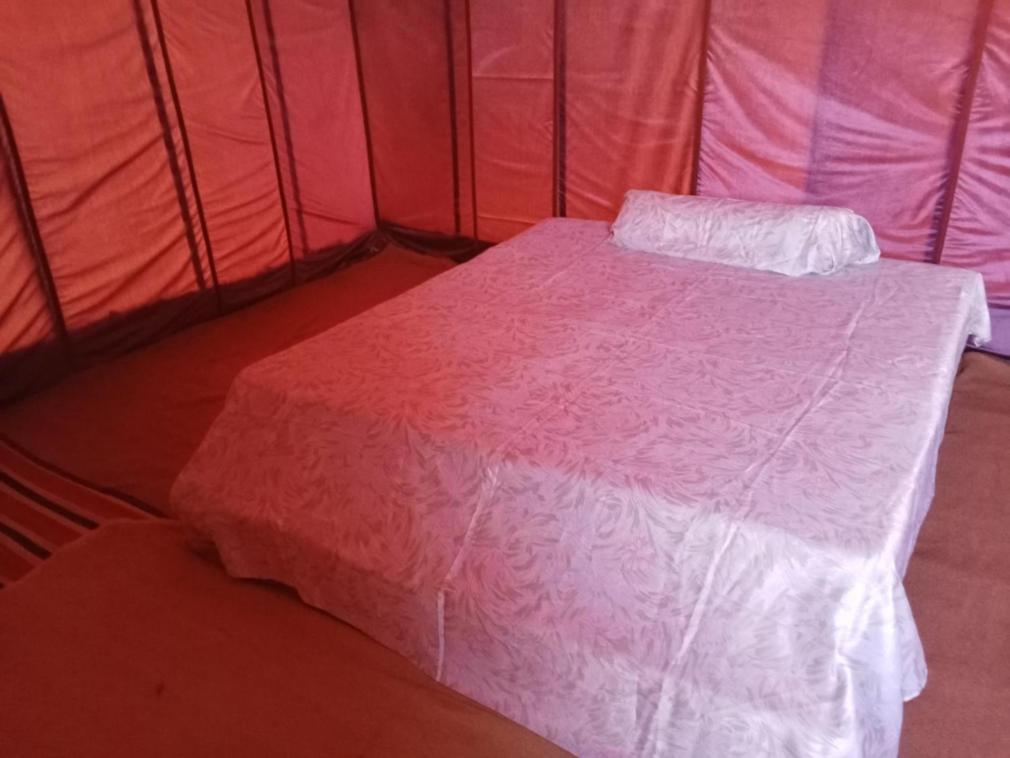 Hotel Bivouac Cote-Iriki Foum Zguid Exteriér fotografie
