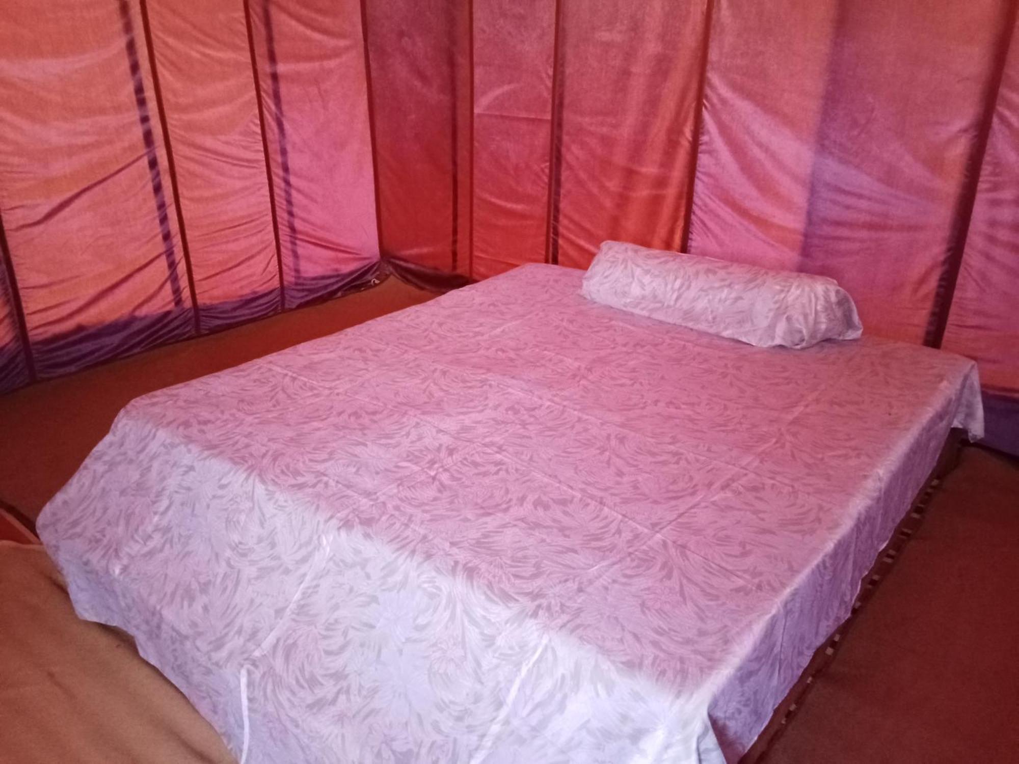 Hotel Bivouac Cote-Iriki Foum Zguid Exteriér fotografie