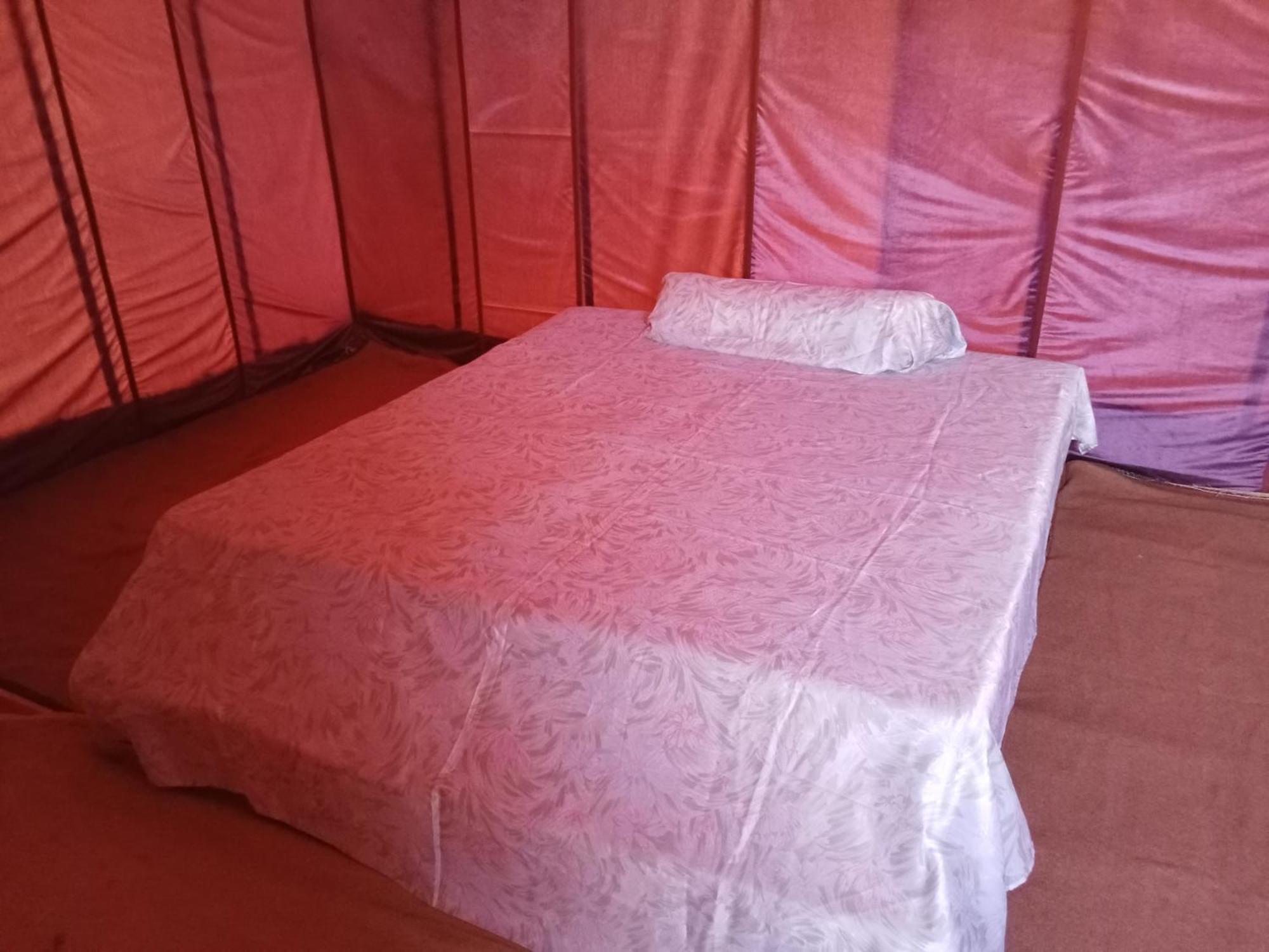Hotel Bivouac Cote-Iriki Foum Zguid Exteriér fotografie